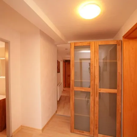 Mabero Penthouse 101 *